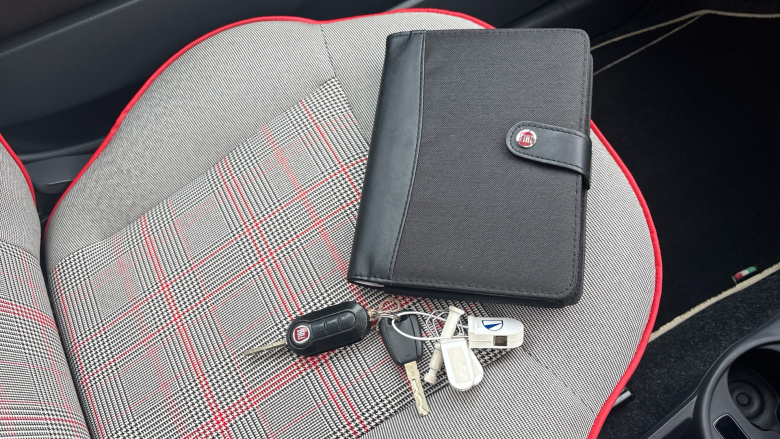 Fiat 500 1.2 Lounge 3dr Petrol Hatchback